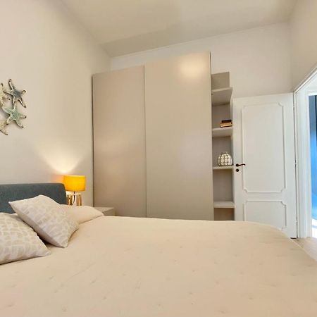 Casaviva-Stylish Trilo With Ac-Shared Pool-Parking Apartment เจนัว ภายนอก รูปภาพ